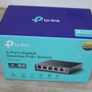 TP-LINK TL-SG1005P 5-PORT GIGABIT DESKTOP PoE+ SWITCH 65W Open Box